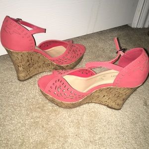 Wooden Platform Heel
